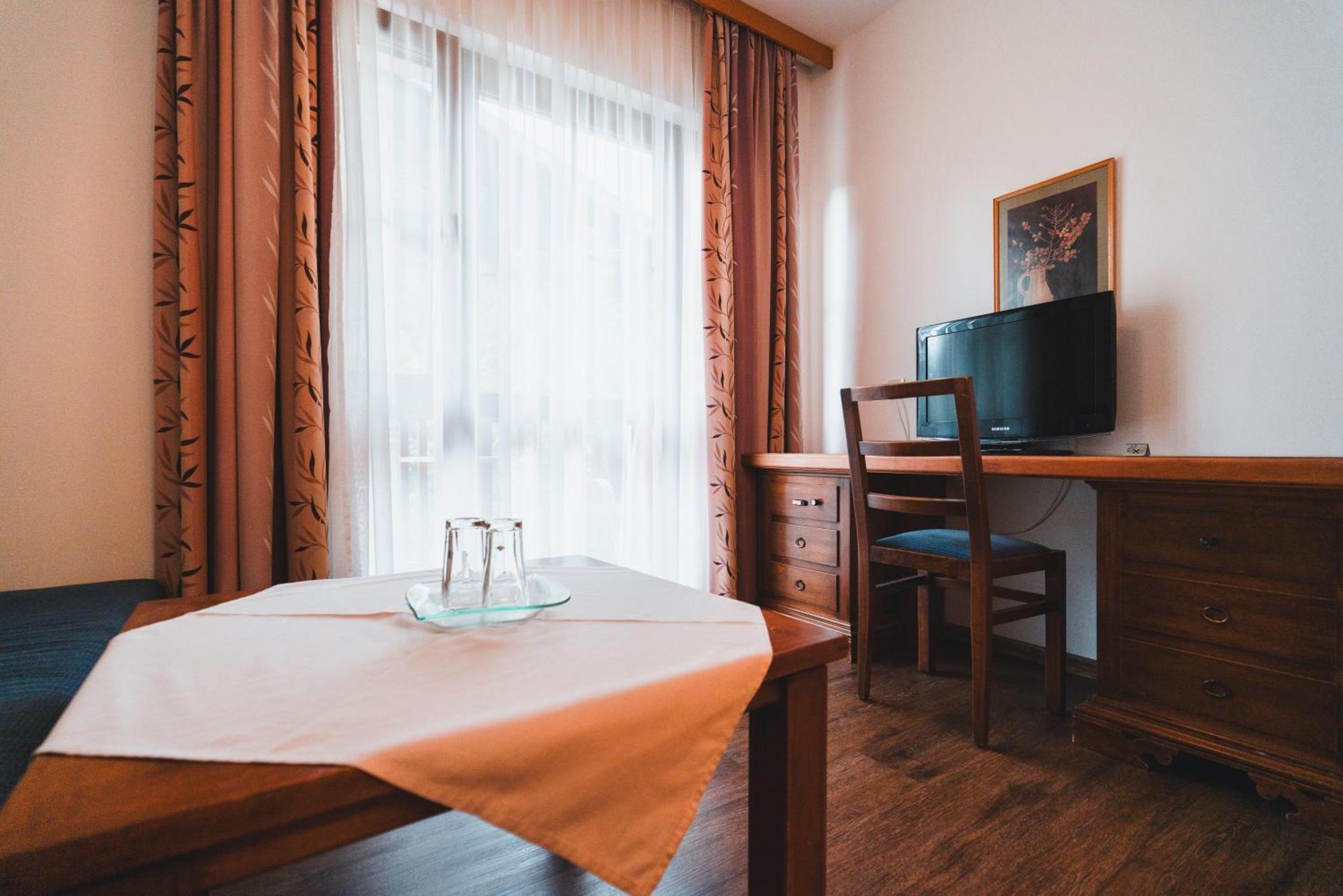 Hotel Rauscher Und Paracelsus 3*